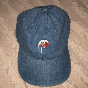 Lips Dad Hat - Kylie Shop